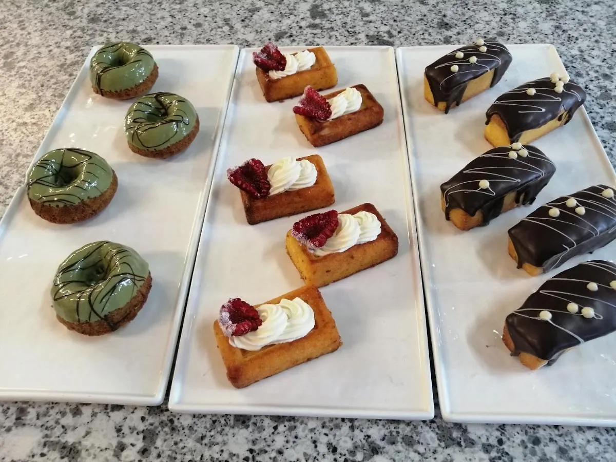 California Pastry Hotel تّشيرفييا