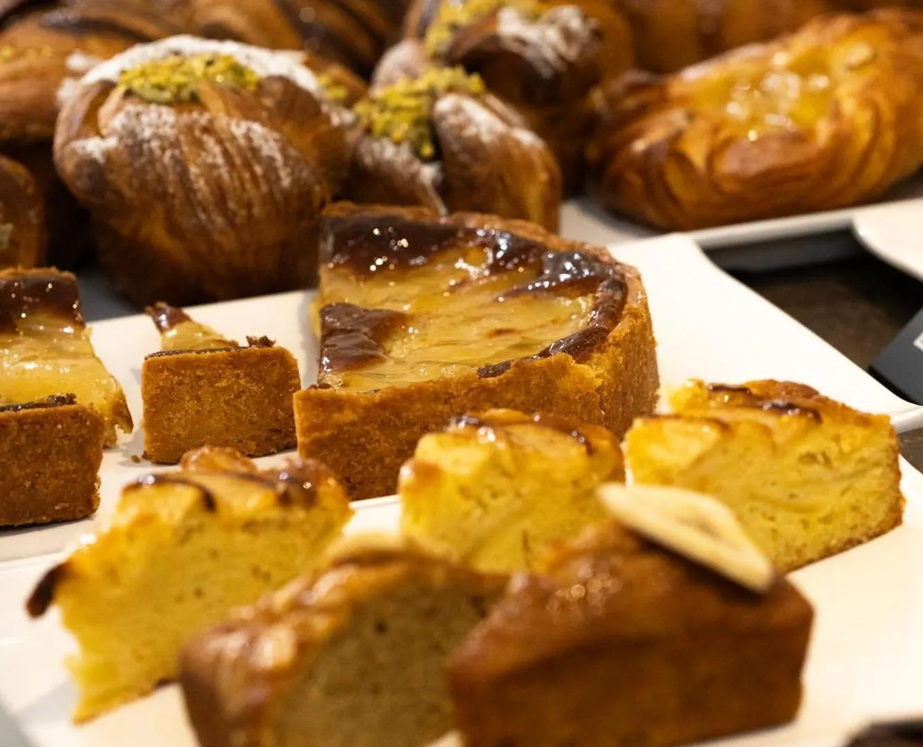California Pastry Hotel تّشيرفييا