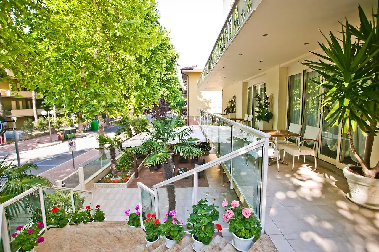 California Pastry Hotel تّشيرفييا 3*,  إيطاليا